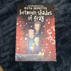 Between Shades of Gray Graphic Novel